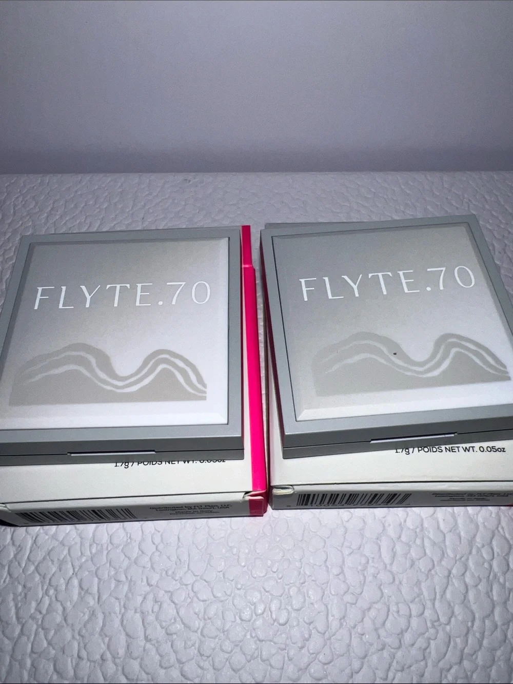 Flyte 7.0 HazyView Dense Eyeshadow duo in Landslide and Planet Earth